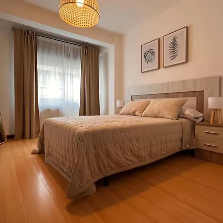 Moma Meanas Centro אבילס