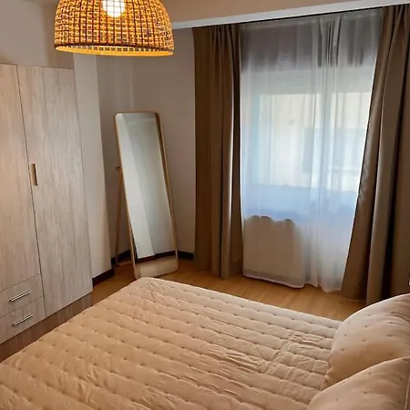 Moma Meanas Centro דירה אבילס