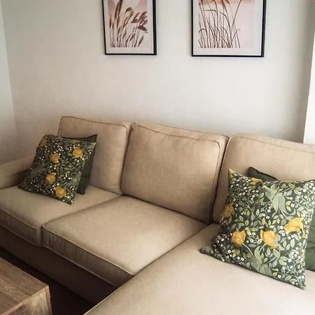 Moma Meanas Centro דירה