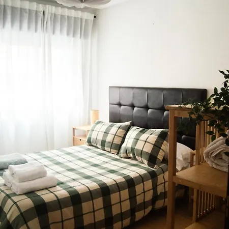 Moma Meanas Centro *